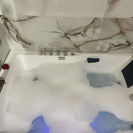 Qyteza & Maison d'hôtes