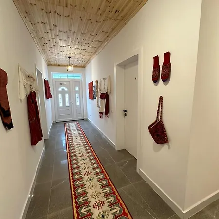 Qyteza & Maison d'hôtes Rrence