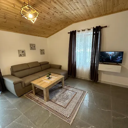 Qyteza & Maison d'hôtes 4*